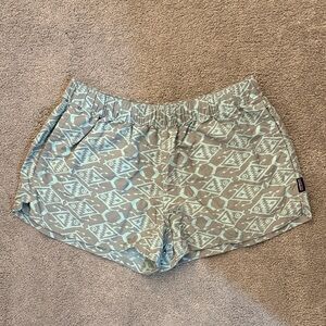 Patagonia Patterned Green Women's Shorts